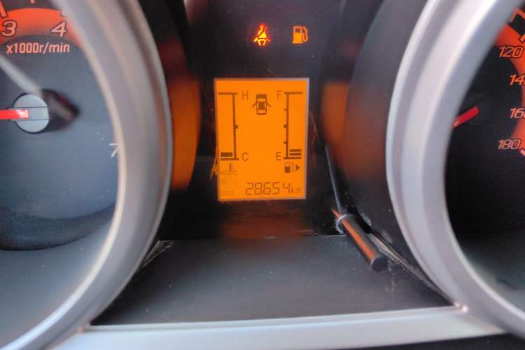 Used CHANGAN KAICHENG Ounuo S 2014 1.5L Base Version Odometer Close Up
