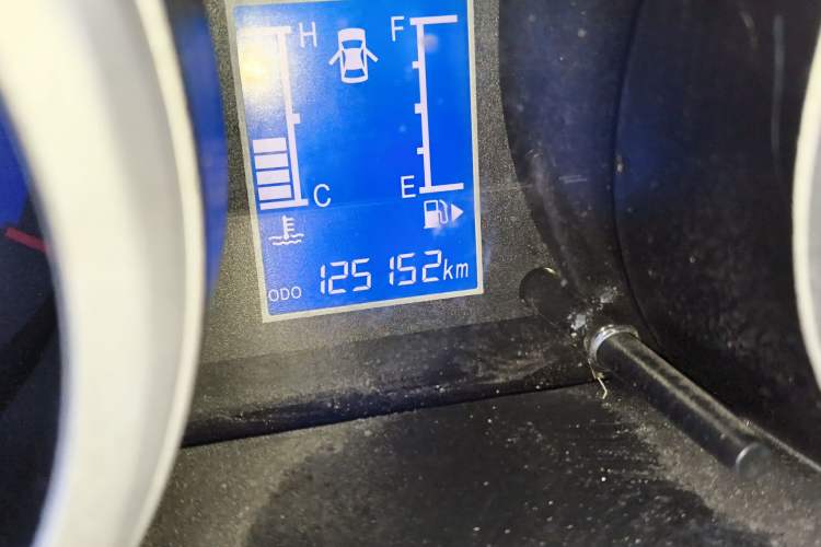 Used CHANGAN KAICHENG Ounuo S 2014 1.3L Happiness Model Odometer Close Up
