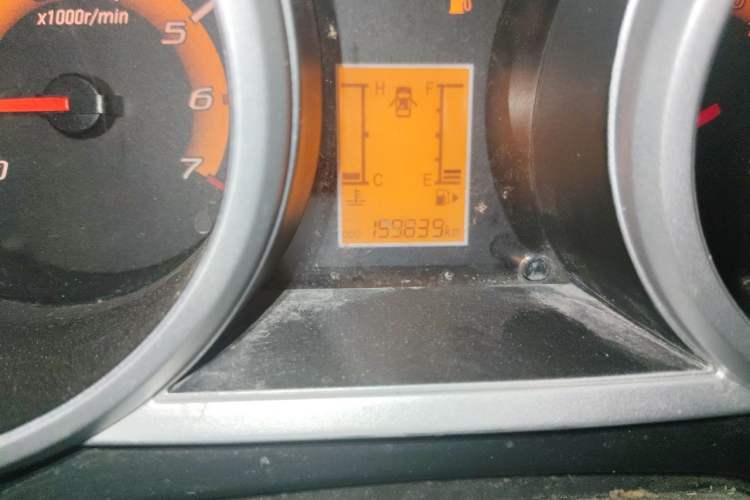 Used CHANGAN KAICHENG Ounuo S 2014 1.5L Base Version Odometer Close Up