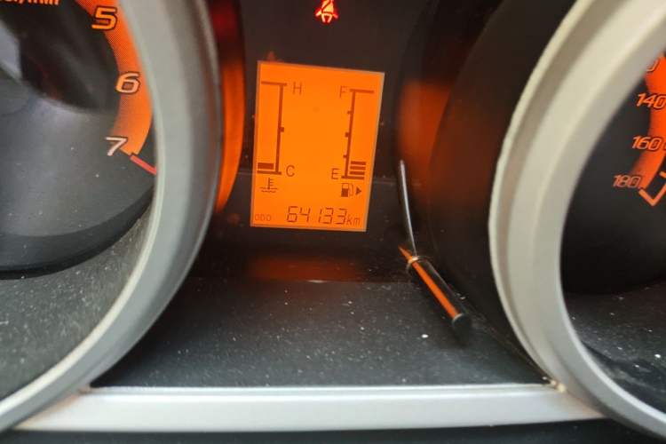 Used CHANGAN KAICHENG Ounuo S 2014 1.5L Base Version Odometer Close Up