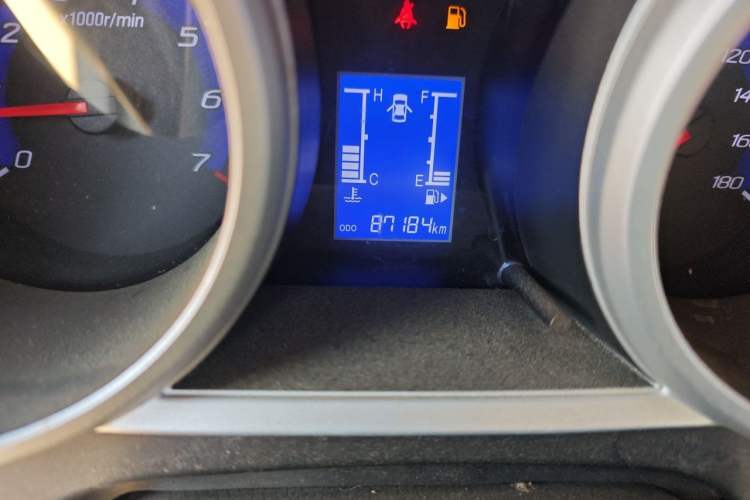 Used CHANGAN KAICHENG Ounuo S 2014 1.5L Base Version Odometer Close Up