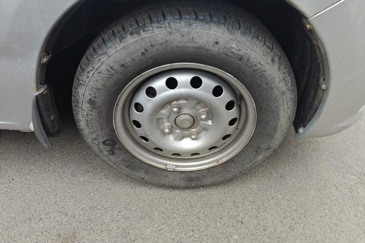 Used CHANGAN KAICHENG Ounuo S 2014 1.3L Happiness Model Right Front Wheel Hub