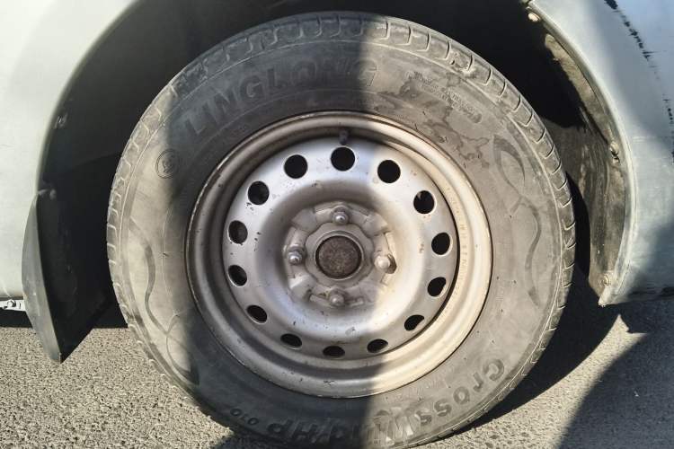 Used CHANGAN KAICHENG Ounuo S 2014 1.3L Happiness Model Right Front Wheel Hub