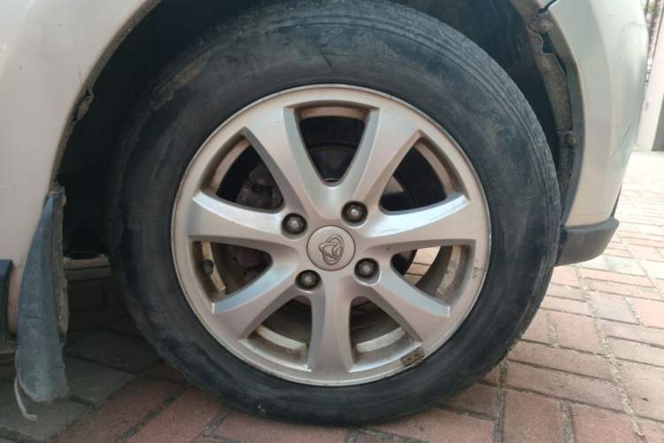 Used CHANGAN KAICHENG Ounuo S 2014 1.5L Base Version Right Front Wheel Hub