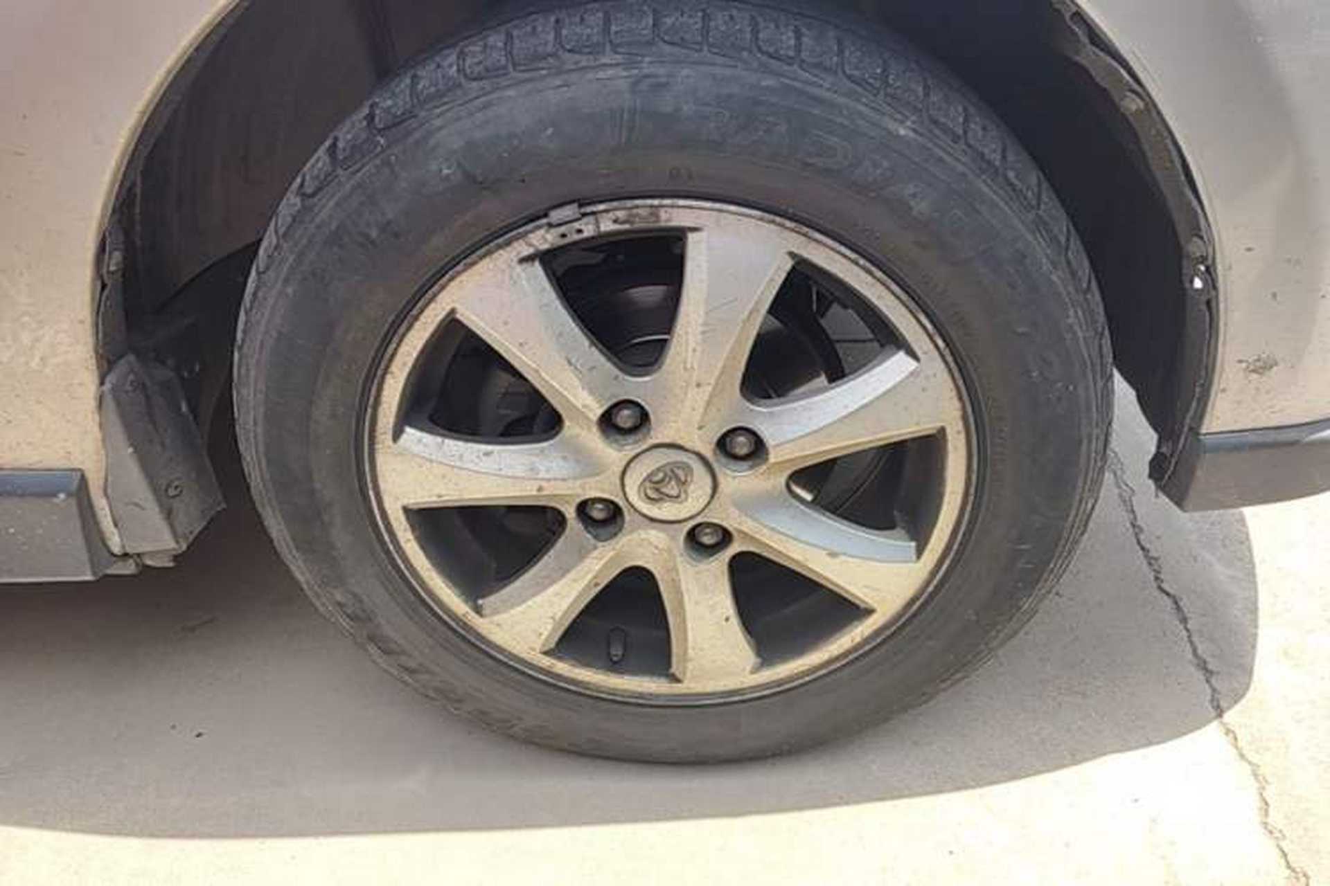 Used CHANGAN KAICHENG Ounuo S 2014 1.5L Luxury Model Right Front Wheel Hub