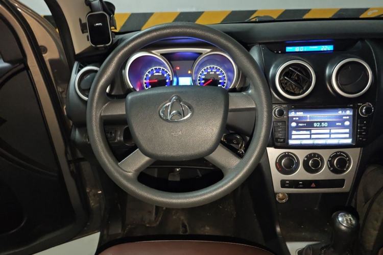 Used CHANGAN KAICHENG Ounuo S 2014 1.3L Base Version Steering Wheel
