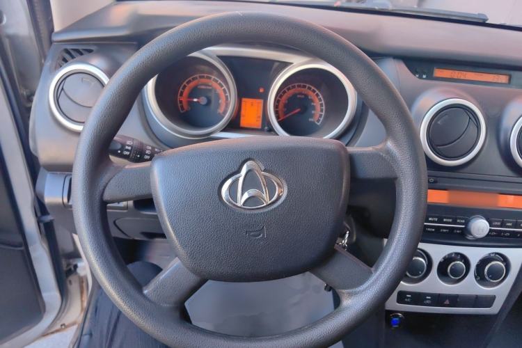 Used CHANGAN KAICHENG Ounuo S 2014 1.5L Base Version Steering Wheel