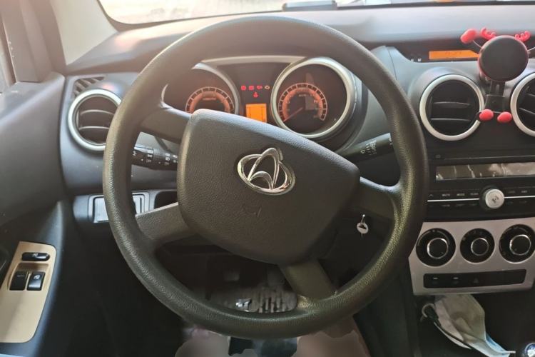 Used CHANGAN KAICHENG Ounuo S 2014 1.5L Base Version Steering Wheel
