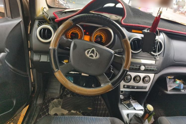 Used CHANGAN KAICHENG Ounuo S 2014 1.5L Base Version Steering Wheel