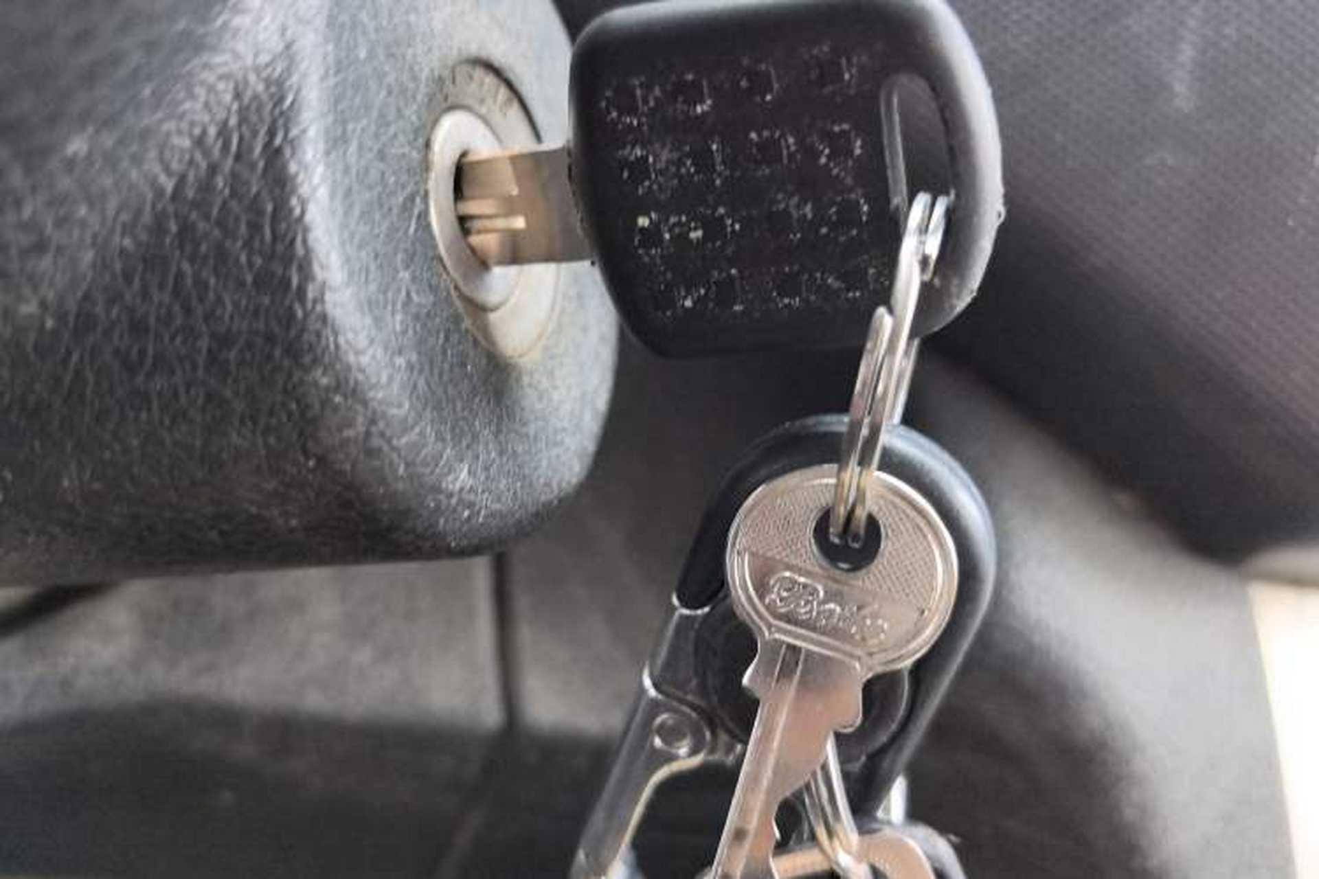 Used CHANGAN KAICHENG Ounuo S 2014 1.3L Happiness Model Vehicle Key
