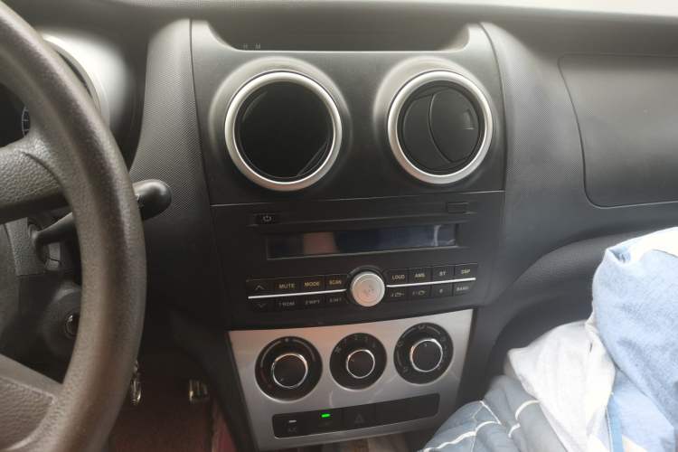 Used CHANGAN KAICHENG Ounuo S  Audio And AC Panel