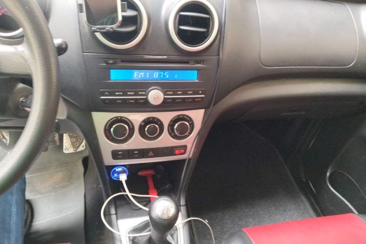 Used CHANGAN KAICHENG Ounuo S 2014 1.3L Happiness Model Audio And AC Panel