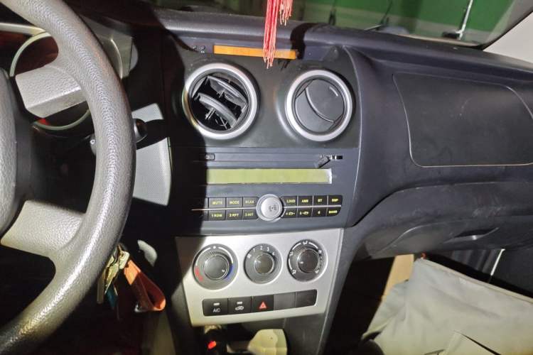 Used CHANGAN KAICHENG Ounuo S 2014 1.5L Base Version Audio And AC Panel
