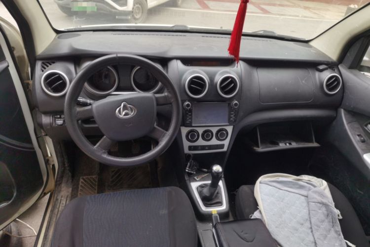 Used CHANGAN KAICHENG Ounuo S 2014 1.5L Base Version Center Console