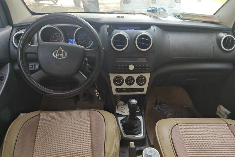 Used CHANGAN KAICHENG Ounuo S 2014 1.5L Base Version Center Console
