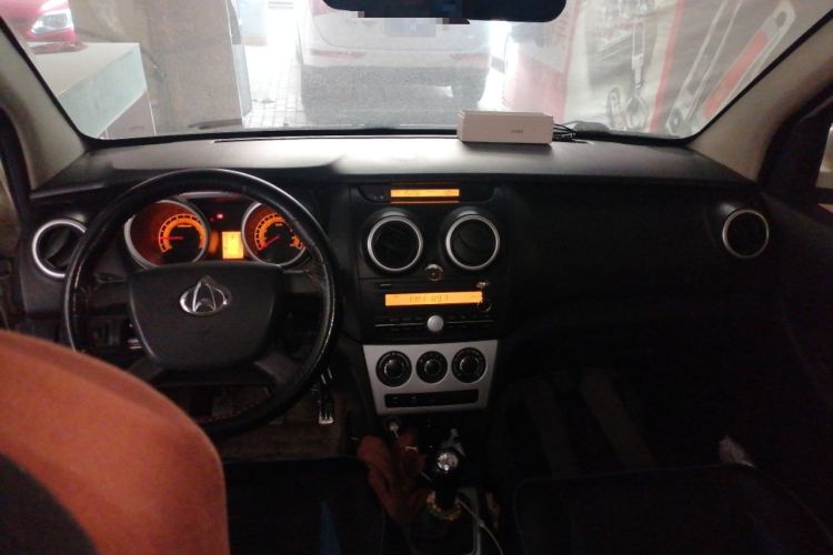 Used CHANGAN KAICHENG Ounuo S 2014 1.5L Base Version Center Console
