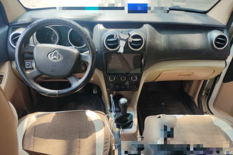 Used CHANGAN KAICHENG Ounuo S 2014 1.5L Luxury Model Center Console