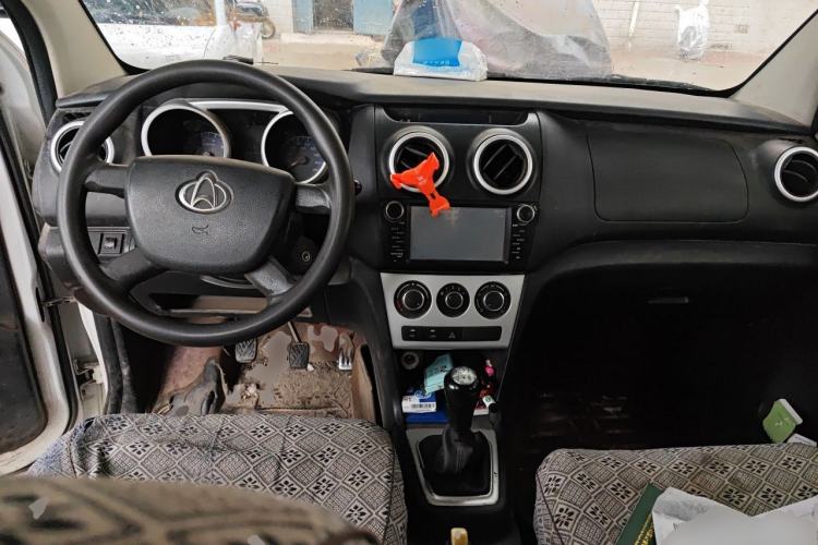 Used CHANGAN KAICHENG Ounuo S 2014 1.5L Base Version Center Console
