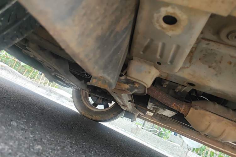 Used CHANGAN KAICHENG Ounuo S 2014 1.5L Base Version Chassis Front Left