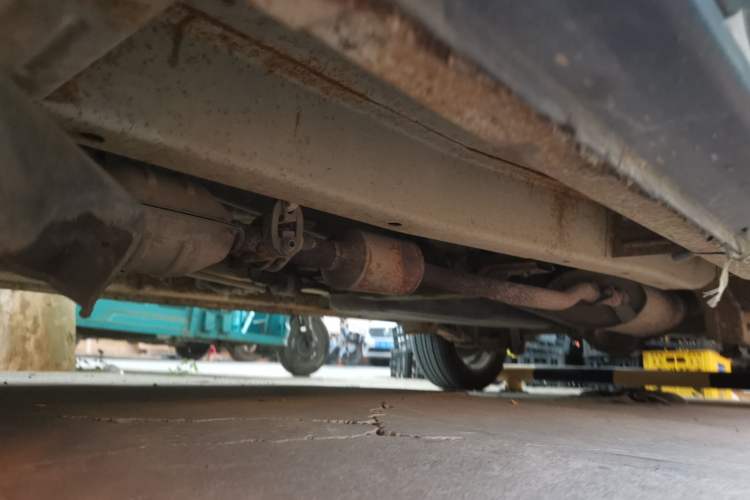 Used CHANGAN KAICHENG Ounuo S 2014 1.5L Base Version Chassis Front Left