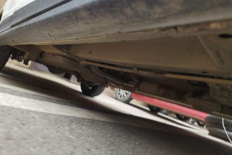 Used CHANGAN KAICHENG Ounuo S 2014 1.5L Base Version Chassis Front Right