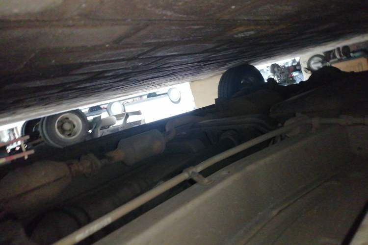 Used CHANGAN KAICHENG Ounuo S 2014 1.5L Base Version Chassis Front Right