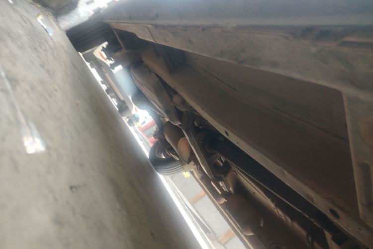Used CHANGAN KAICHENG Ounuo S 2014 1.5L Base Version Chassis Front Right