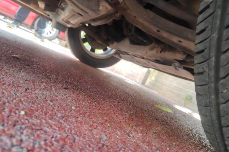 Used CHANGAN KAICHENG Ounuo S 2014 1.5L Base Version Chassis Front Right
