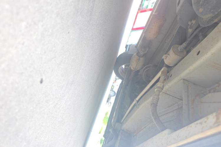 Used CHANGAN KAICHENG Ounuo S 2014 1.5L Base Version Chassis Front Right
