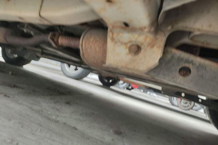 Used CHANGAN KAICHENG Ounuo S 2014 1.5L Elite Model Chassis Rear Left