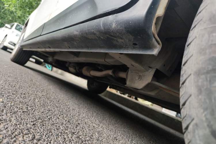 Used CHANGAN KAICHENG Ounuo S 2014 1.5L Base Version Chassis Rear Left