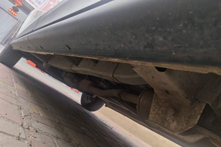 Used CHANGAN KAICHENG Ounuo S 2014 1.5L Base Version Chassis Rear Left