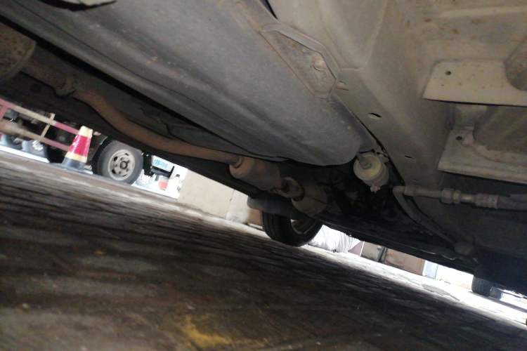 Used CHANGAN KAICHENG Ounuo S 2014 1.5L Base Version Chassis Rear Right