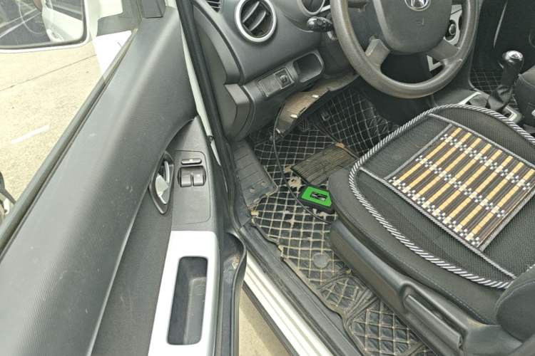 Used CHANGAN KAICHENG Ounuo S 2014 1.5L Base Version Driver Seat