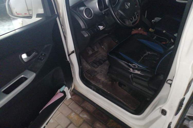 Used CHANGAN KAICHENG Ounuo S 2014 1.5L Base Version Driver Seat