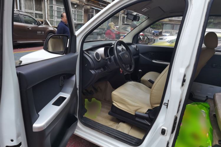 Used CHANGAN KAICHENG Ounuo S 2014 1.5L Base Version Driver Seat