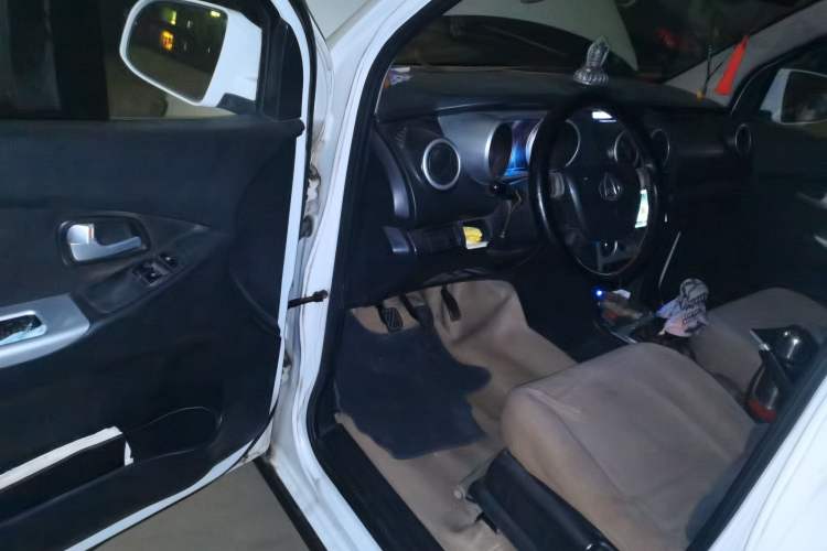 Used CHANGAN KAICHENG Ounuo S 2014 1.5L Base Version Driver Seat