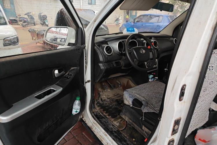 Used CHANGAN KAICHENG Ounuo S 2014 1.5L Base Version Driver Seat