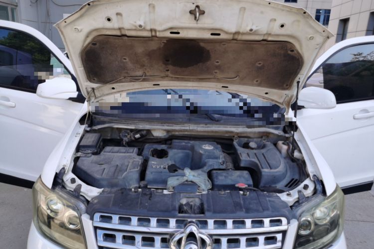 Used CHANGAN KAICHENG Ounuo S 2014 1.5L Elite Model Engine Bay