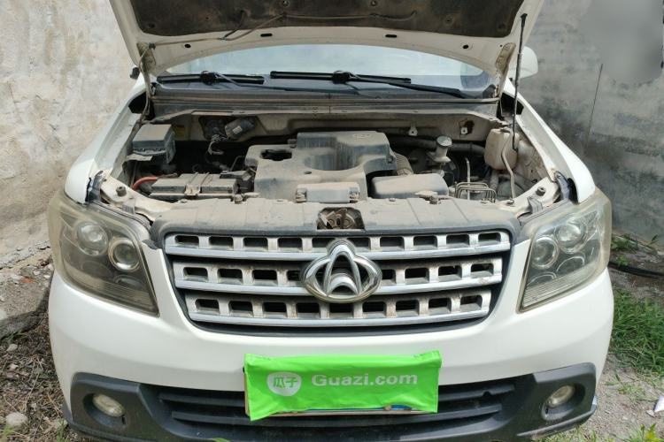 Used CHANGAN KAICHENG Ounuo S 2014 1.5L Elite Model Engine Bay