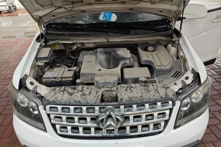 Used CHANGAN KAICHENG Ounuo S 2014 1.5L Base Version Engine Bay