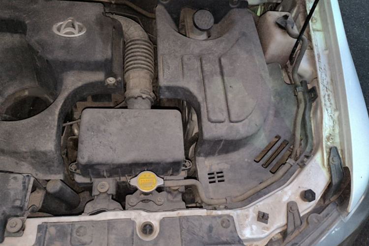 Used CHANGAN KAICHENG Ounuo S 2014 1.5L Base Version Engine Bay Left