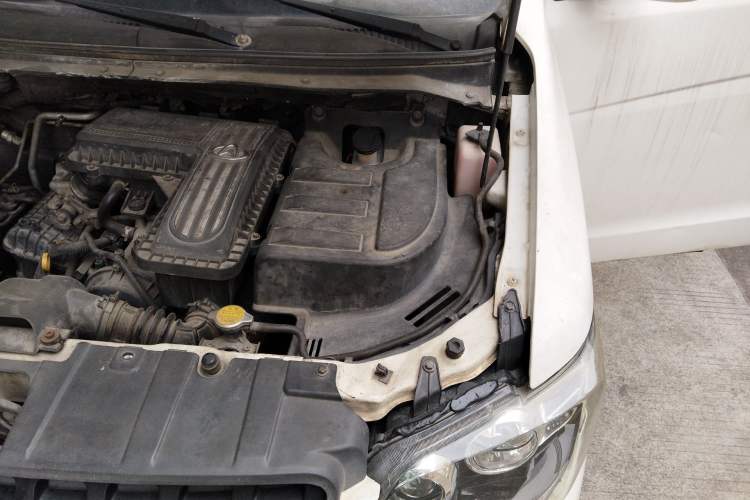Used CHANGAN KAICHENG Ounuo S 2014 1.3L Happiness Model Engine Bay Left