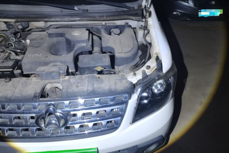 Used CHANGAN KAICHENG Ounuo S 2014 1.5L Base Version Engine Bay Left