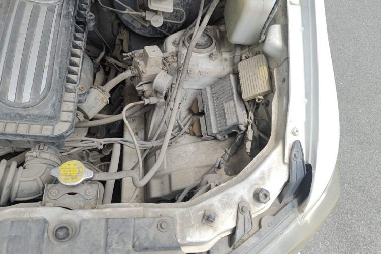 Used CHANGAN KAICHENG Ounuo S 2014 1.3L Happiness Model Engine Bay Left