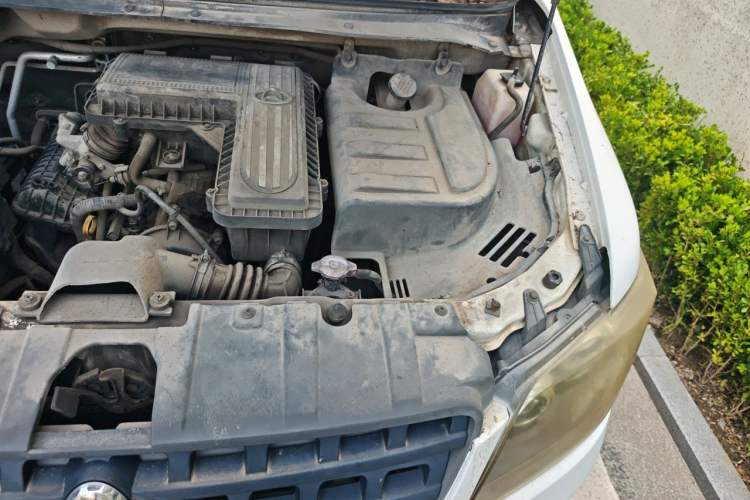 Used CHANGAN KAICHENG Ounuo S 2014 1.3L Happiness Model Engine Bay Left