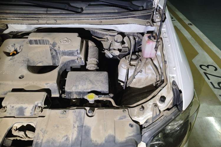 Used CHANGAN KAICHENG Ounuo S 2014 1.5L Base Version Engine Bay Left