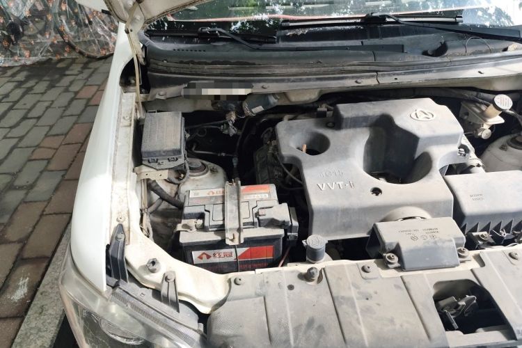 Used CHANGAN KAICHENG Ounuo S 2014 1.5L Base Version Engine Bay Right