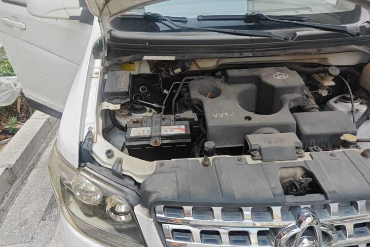 Used CHANGAN KAICHENG Ounuo S 2014 1.5L Base Version Engine Bay Right