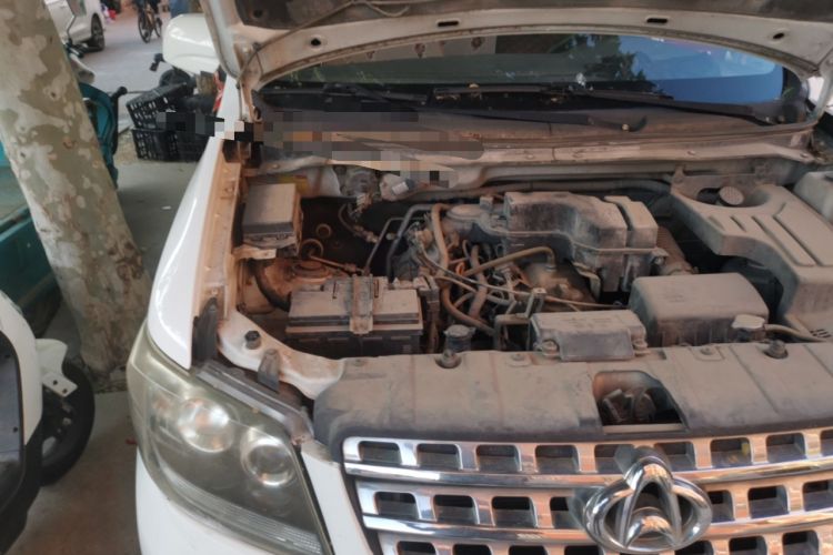 Used CHANGAN KAICHENG Ounuo S 2014 1.5L Base Version Engine Bay Right